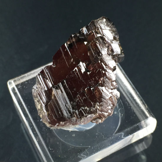 Axinite-(Fe)