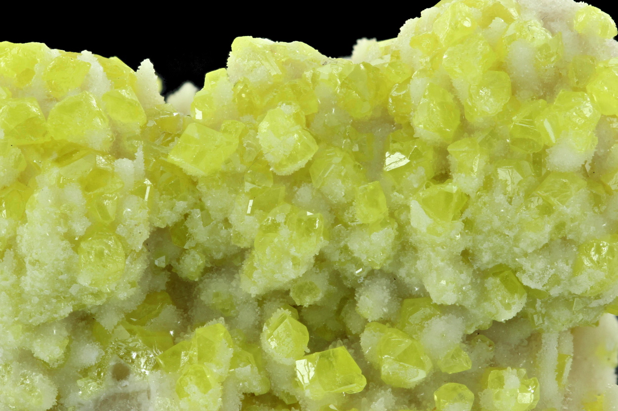 Native Sulphur & Calcite