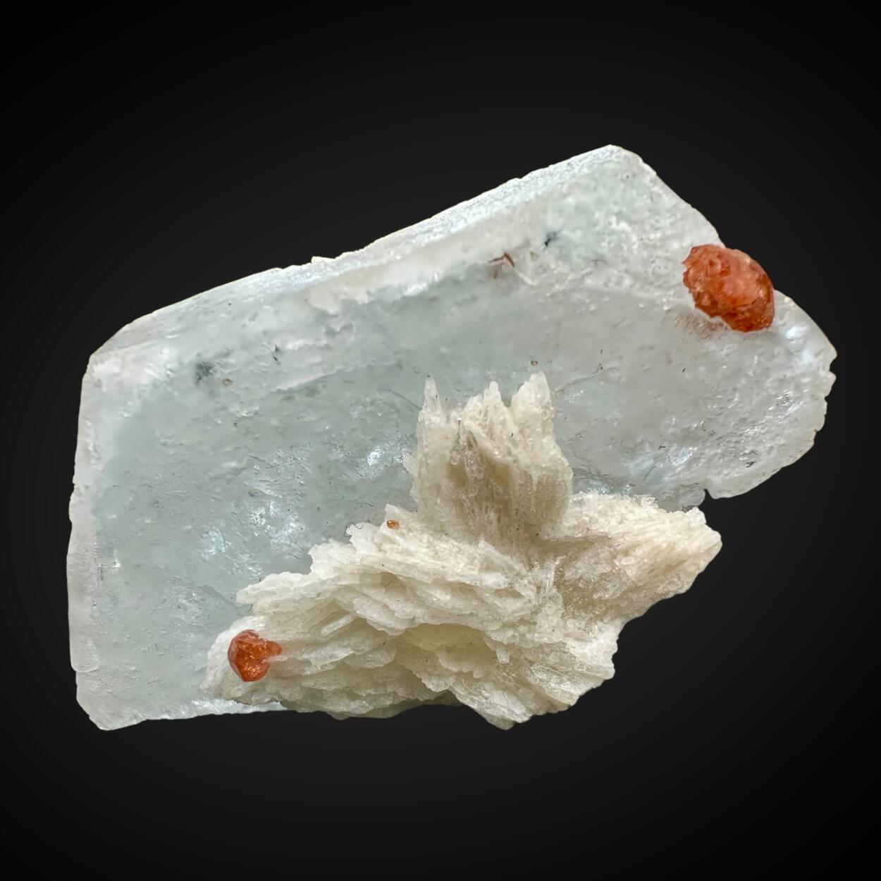 Morganite & Hessonite With Cleavelandite