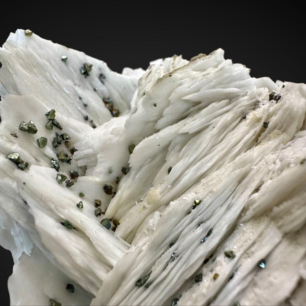 Baryte & Chalcopyrite