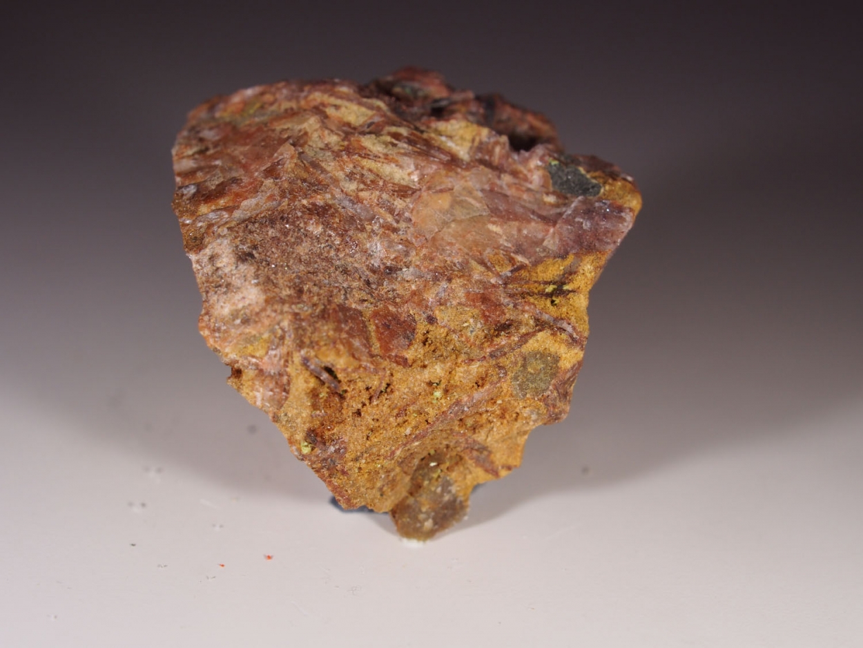 Orthowalpurgite