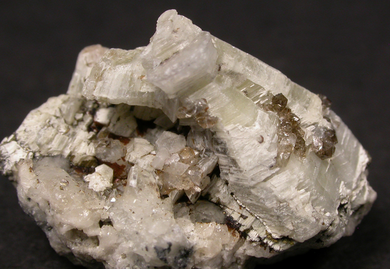 Weloganite