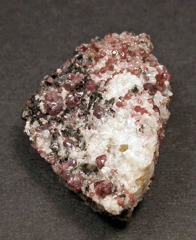 Pyrope Rhodolite Var