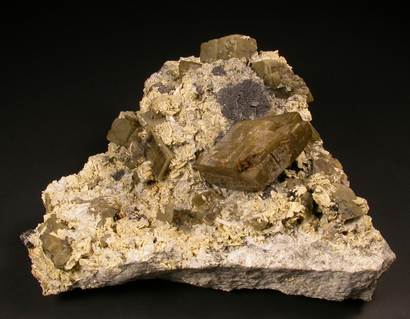 Siderite Albite & Rutile