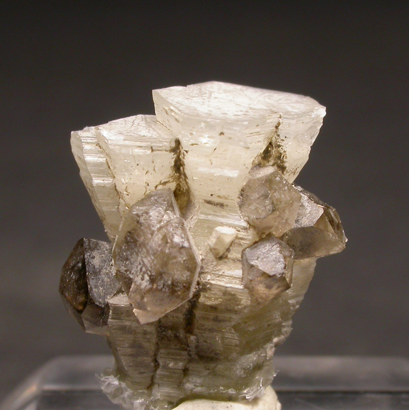 Weloganite & Quartz