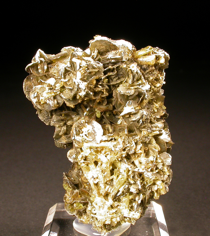 Clinochlore & Vesuvianite