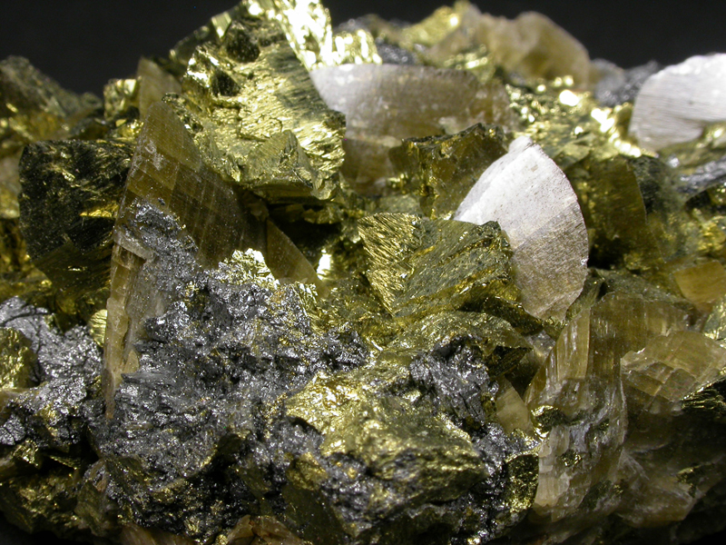 Chalcopyrite & Siderite & Tetrahedrite