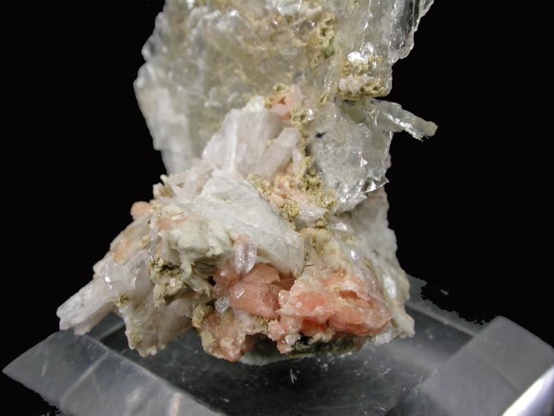 Polylithionite