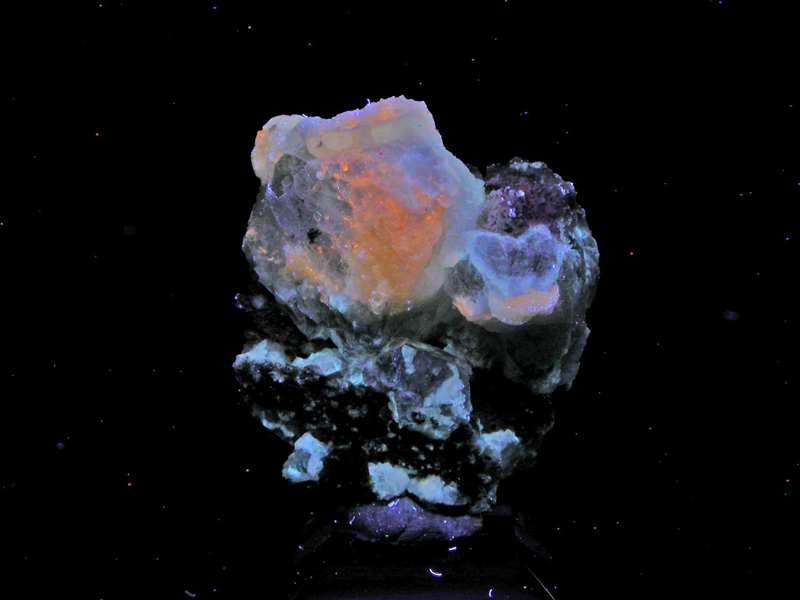 Cryolite Gmelinite-Na & Harmotome