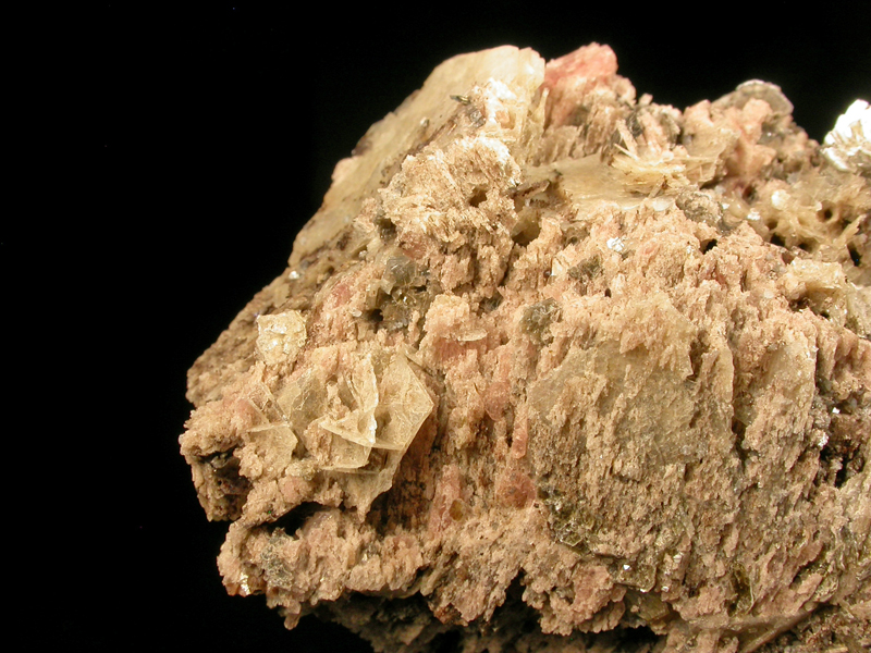 Calcioancylite-(Ce) & Schizolite