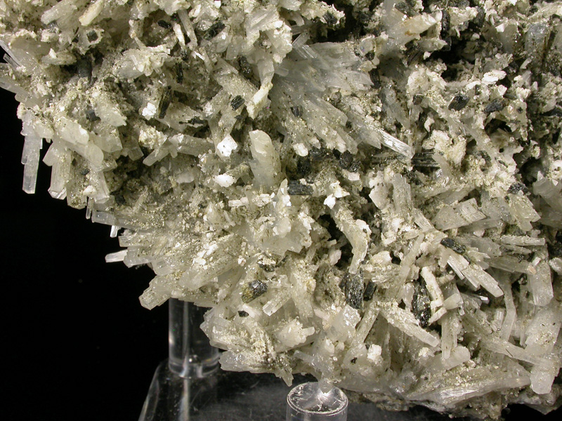 Natrolite & Calcioancylite-(Ce)