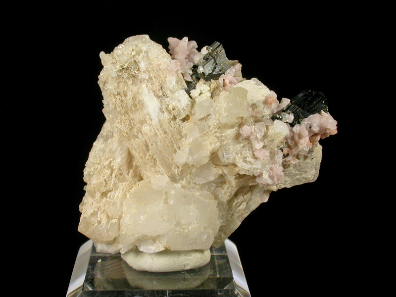 Natrolite Epididymite Manganoneptunite & Willemite