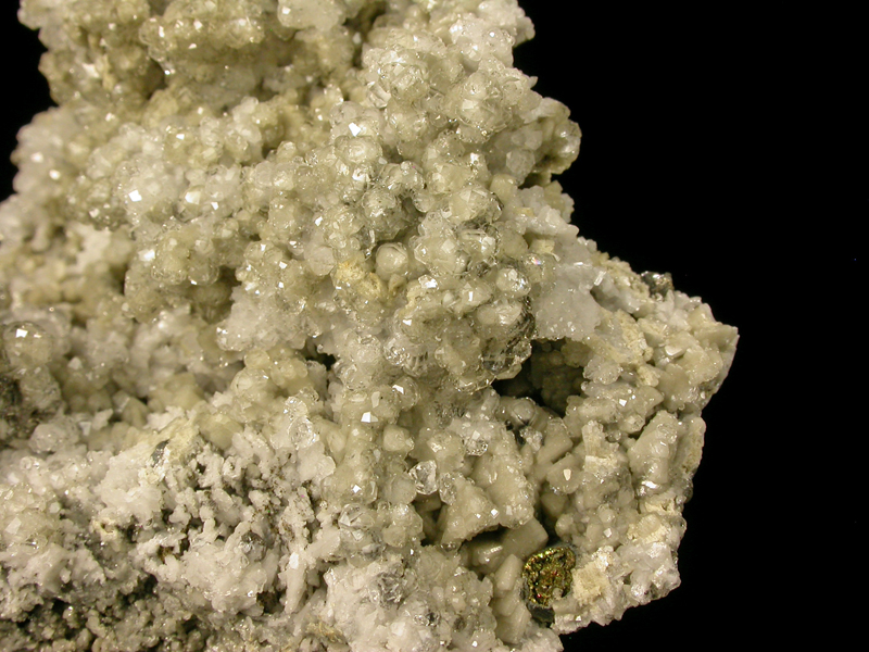 Analcime Donnayite-(Y) & Quartz