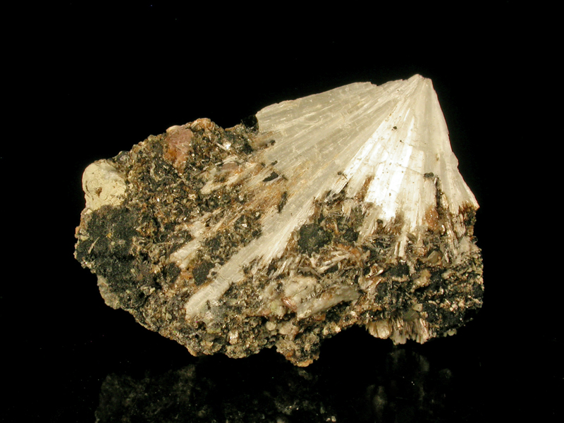 Eirikite Rhodochrosite Gaidonnayite & Polylithionite