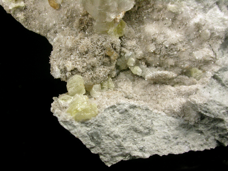 Weloganite & Strontianite