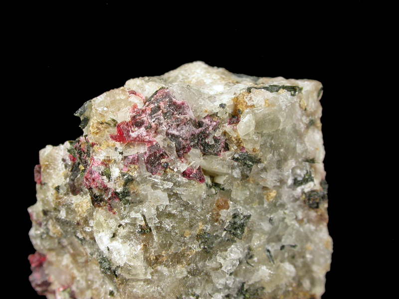 Villiaumite Thermonatrite Griceite Eudialyte Lovozerite & Steenstrupine-(Ce)