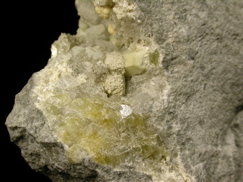 Dresserite