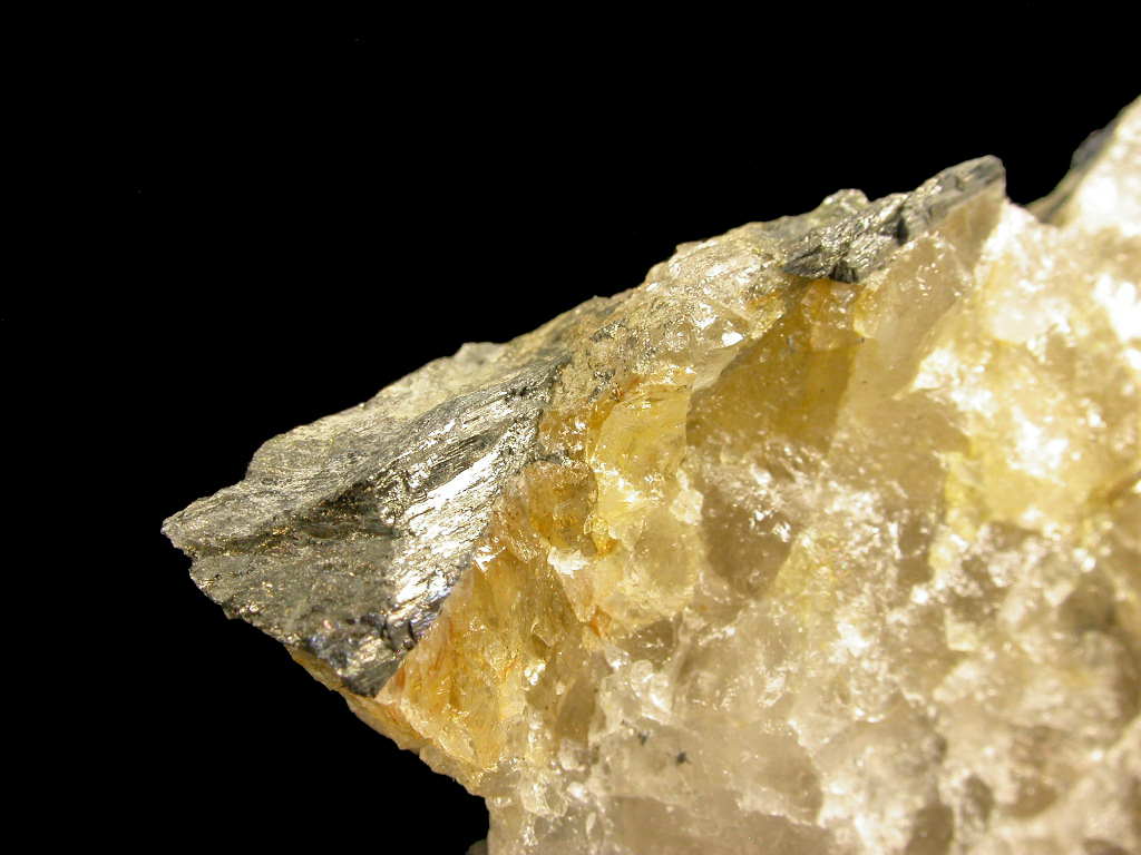 Bismuthinite & Molybdenite