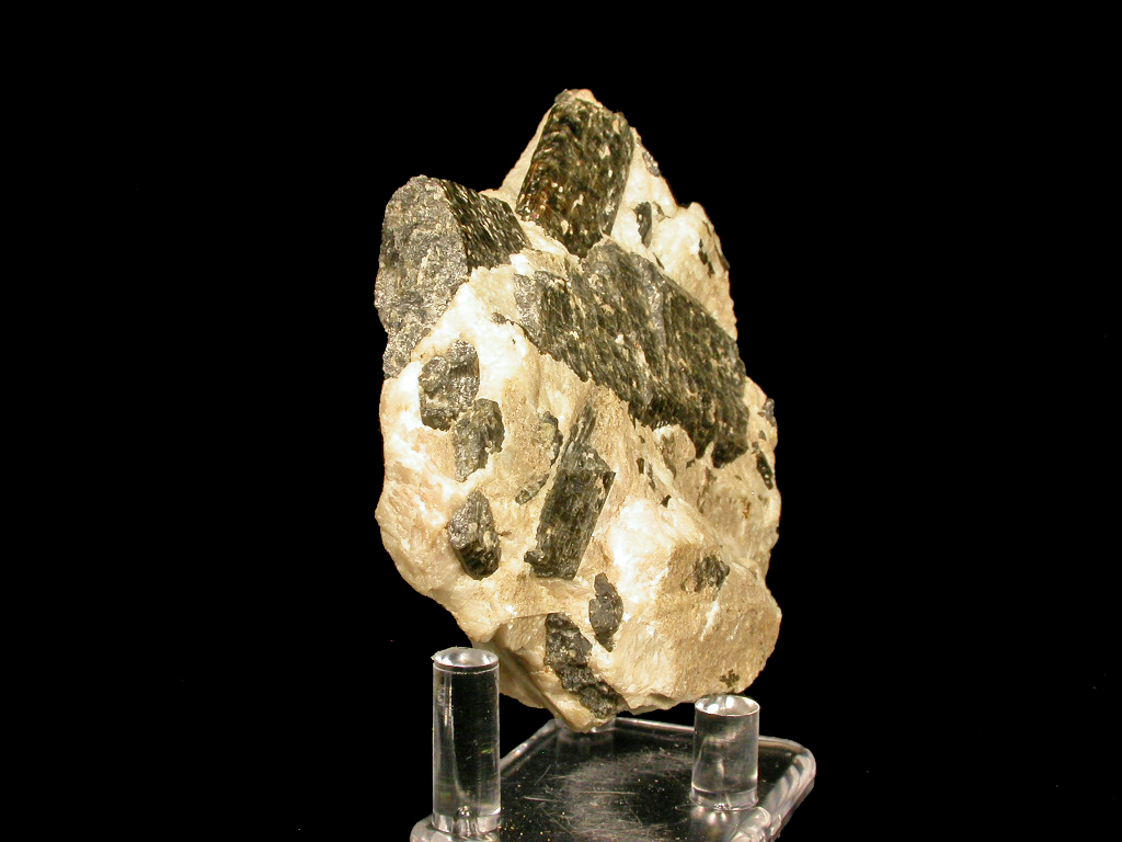 Fluoro-richterite