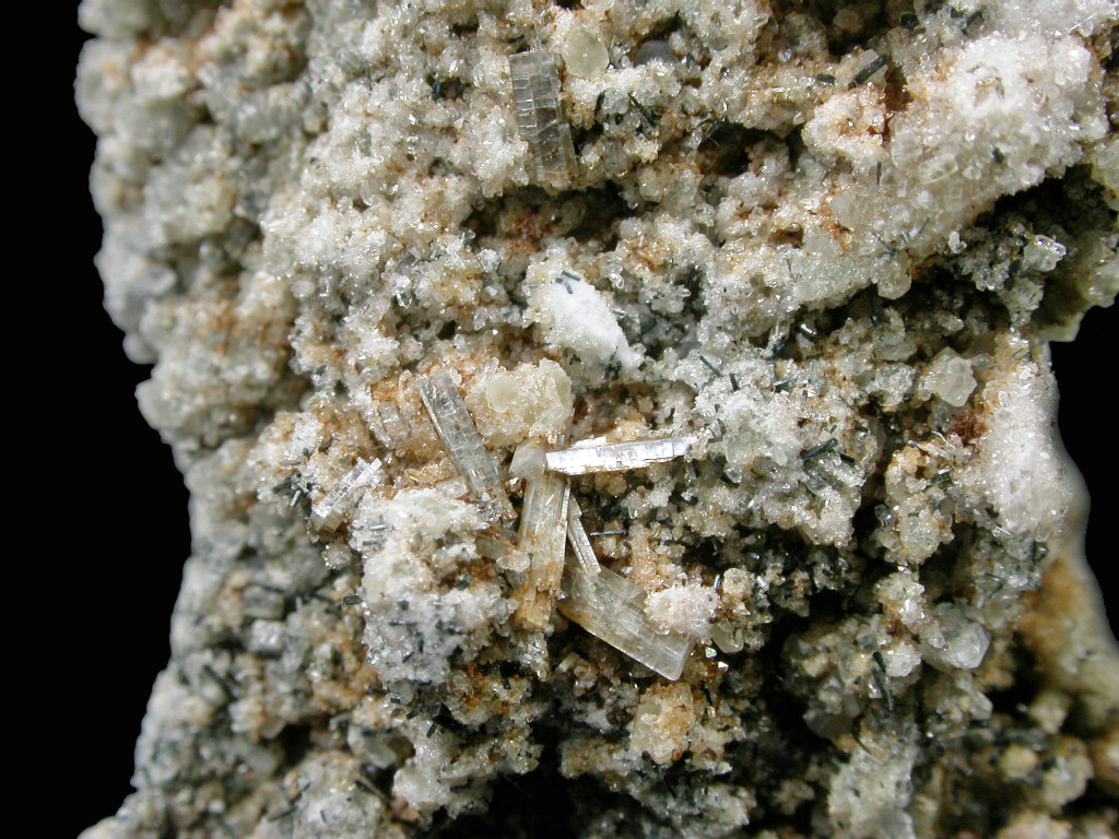 Monteregianite