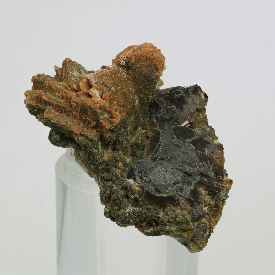 Genthelvite On Sphalerite With Schallerite