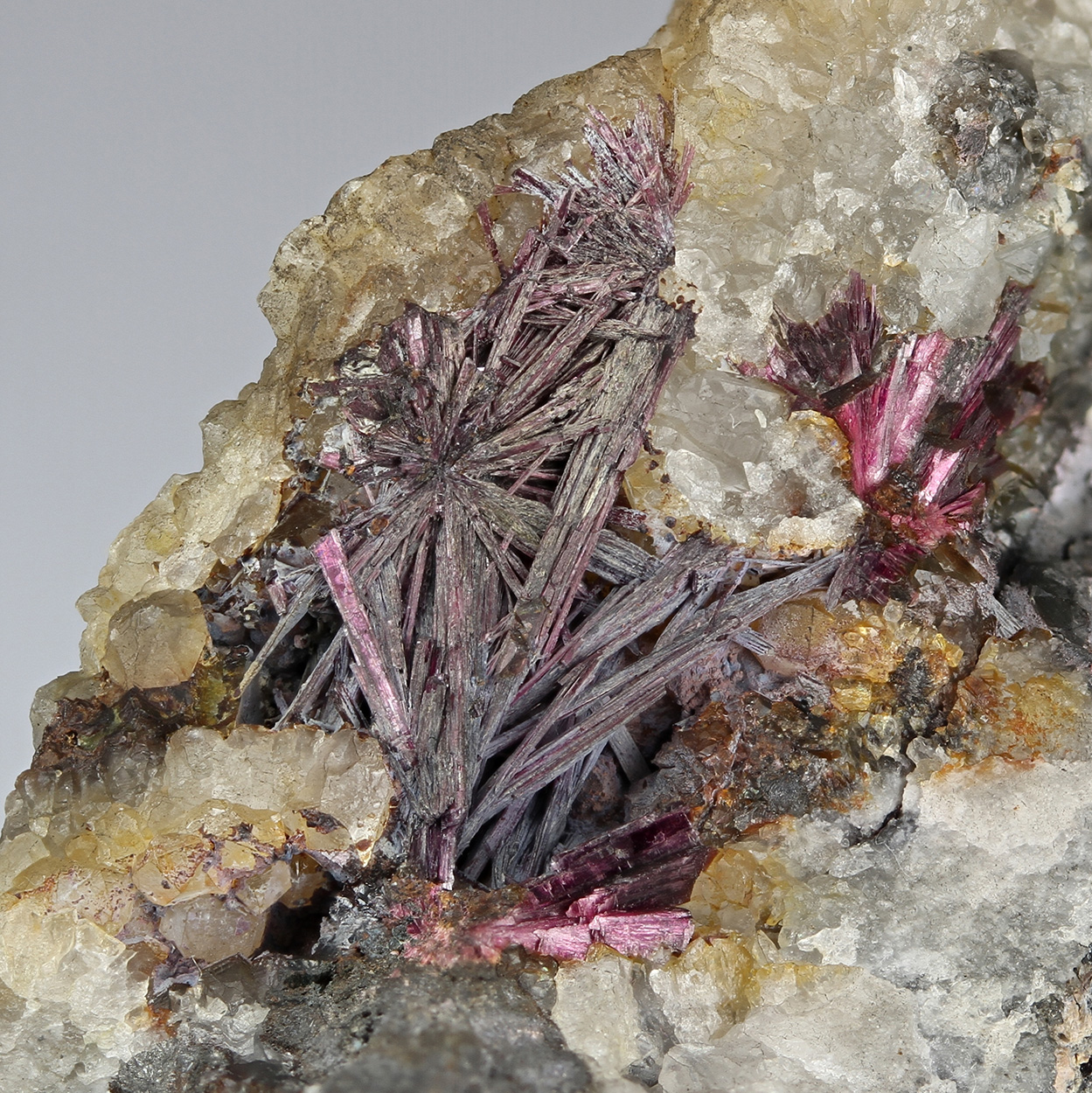 Erythrite