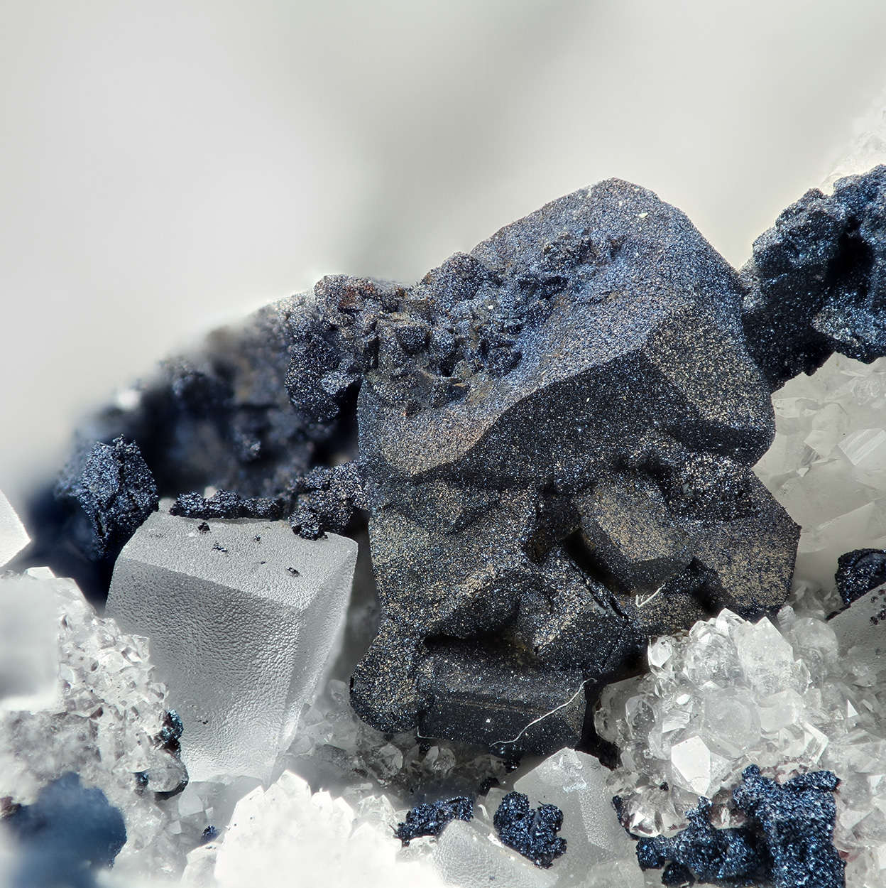 Covellite Chalcopyrite Bariopharmacosiderite & Fluorite