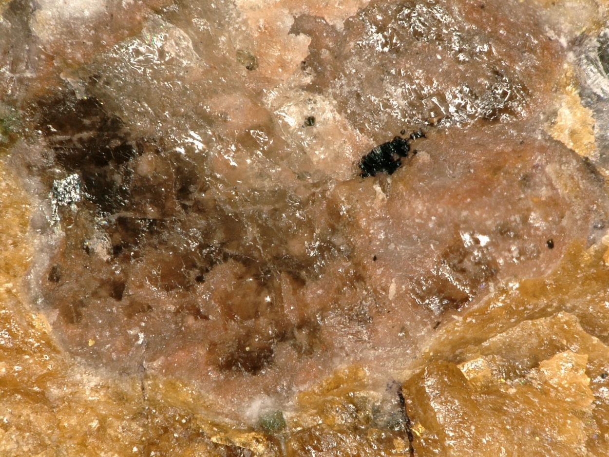 Ferrokentbrooksite