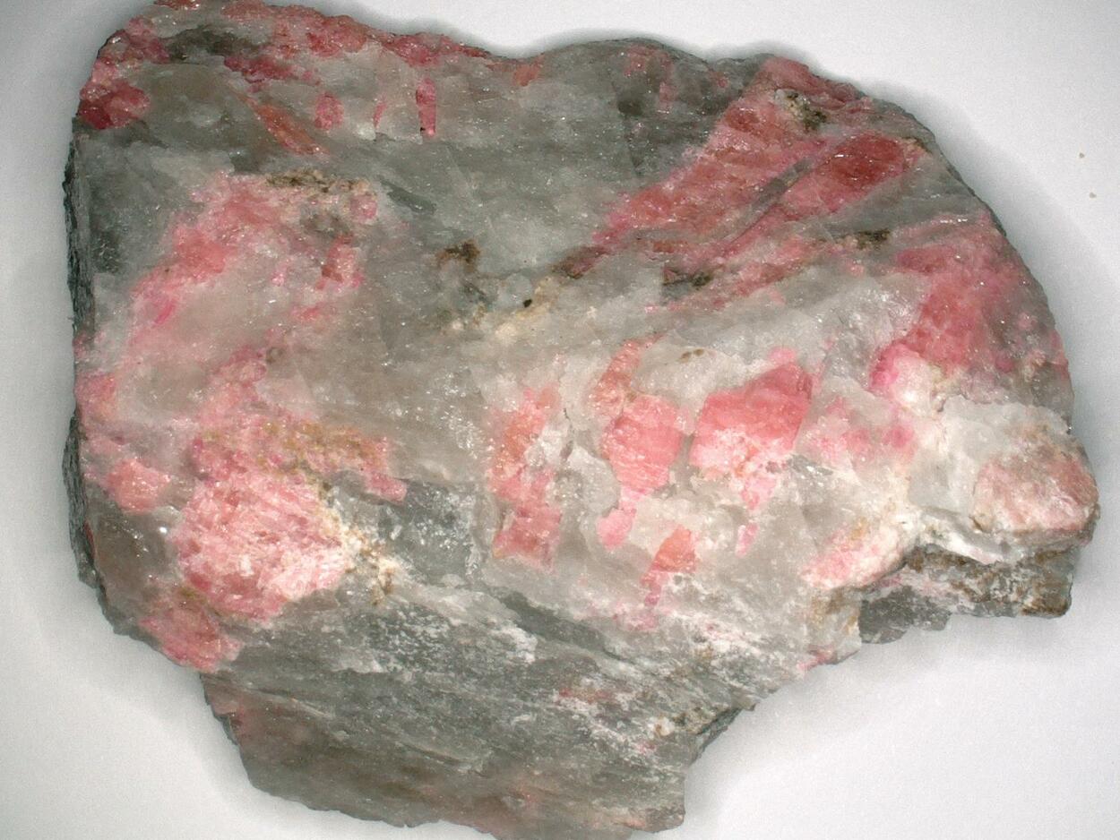 Thulite