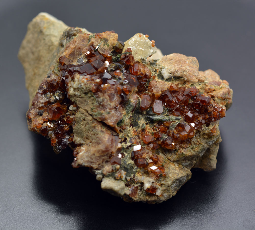 Garnet Var Hessonite With Diopside