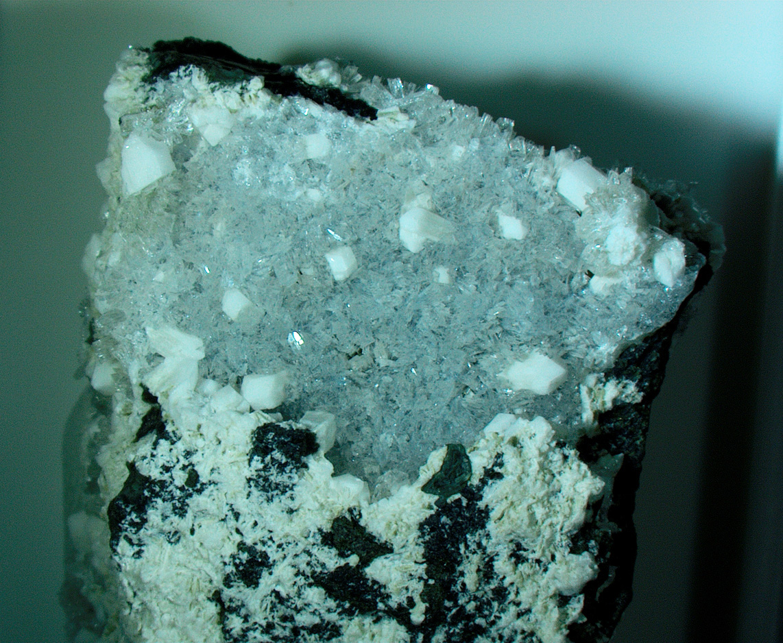 Thomsonite & Phillipsite