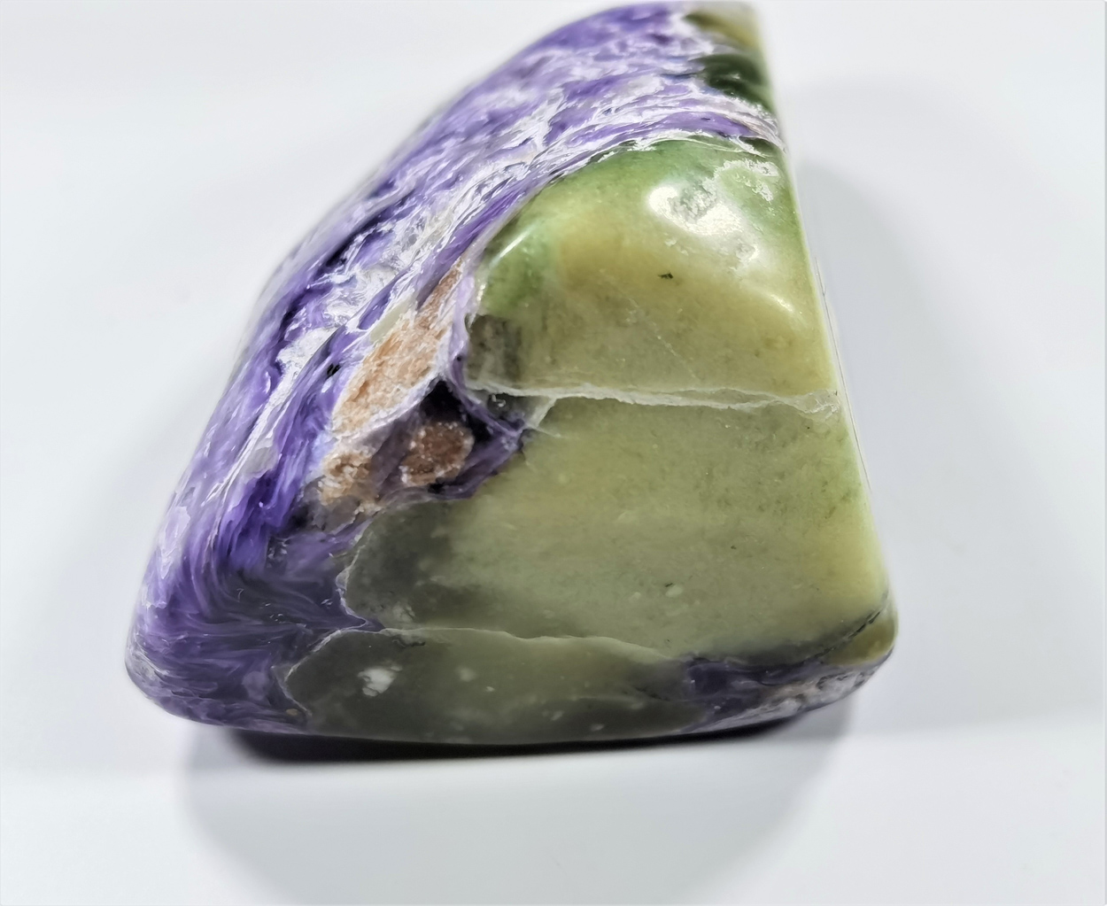 Charoite