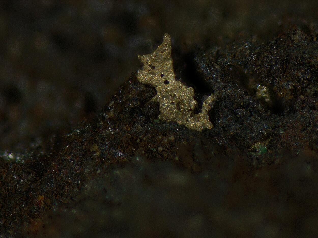 Luanheite