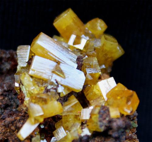 Wulfenite & Mimetite