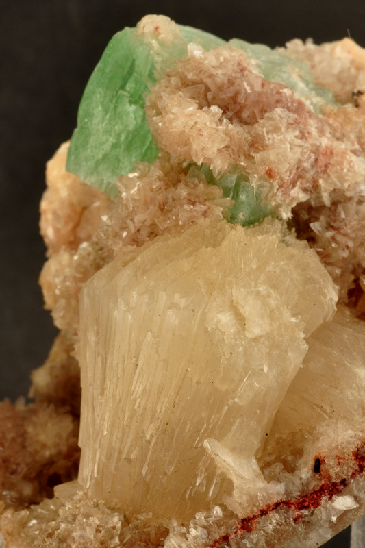 Apophyllite & Heulandite