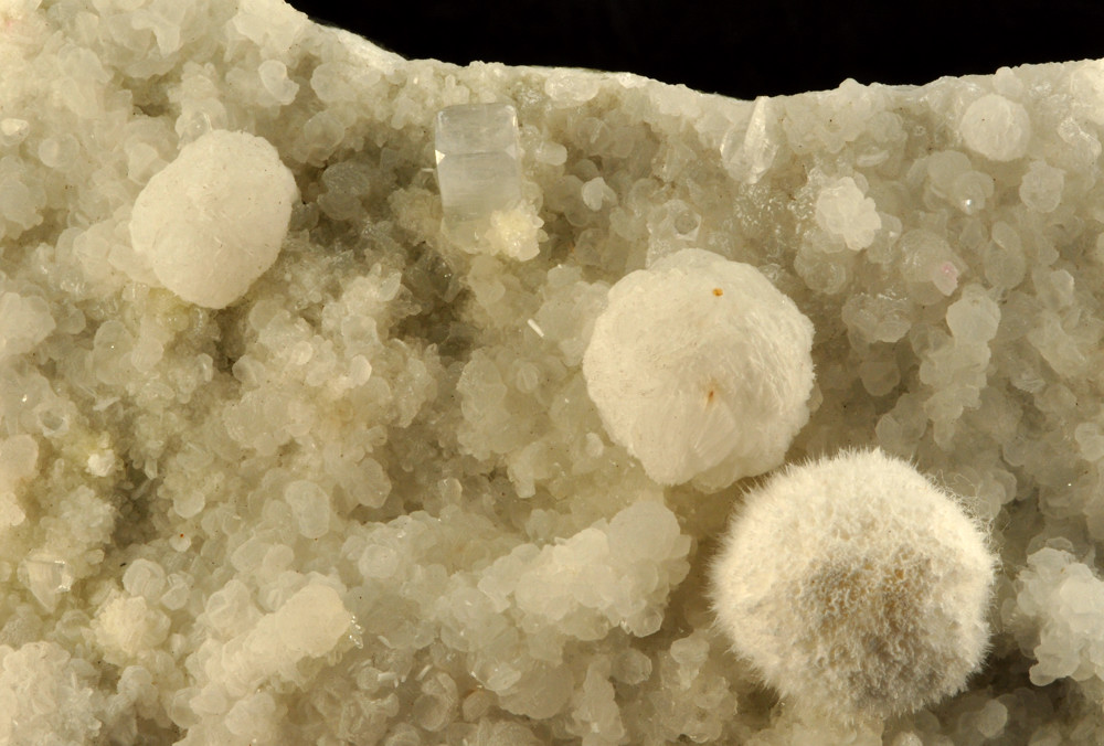 Okenite Gyrolite & Prehnite