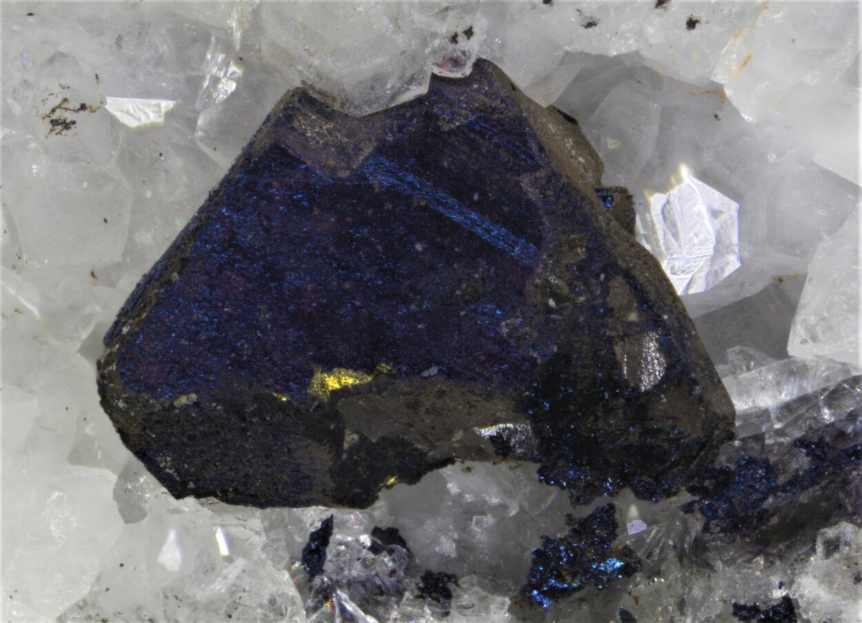 Polybasite Covellite & Cervantite