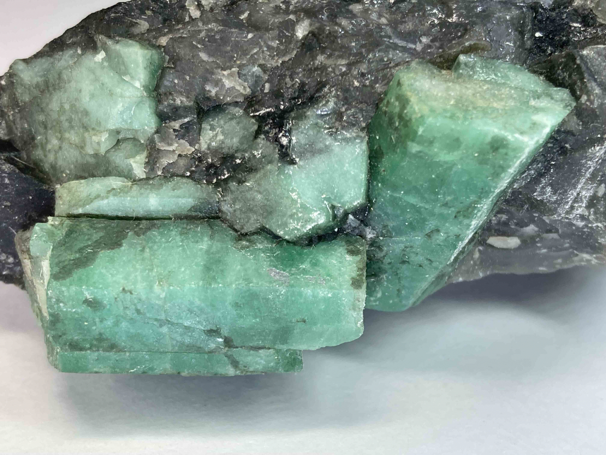 Emerald On Quartz