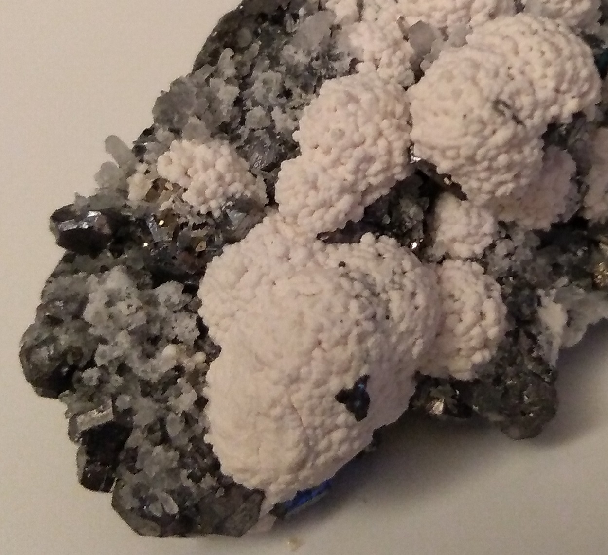 Manganoan Calcite With Galena & Pyrite