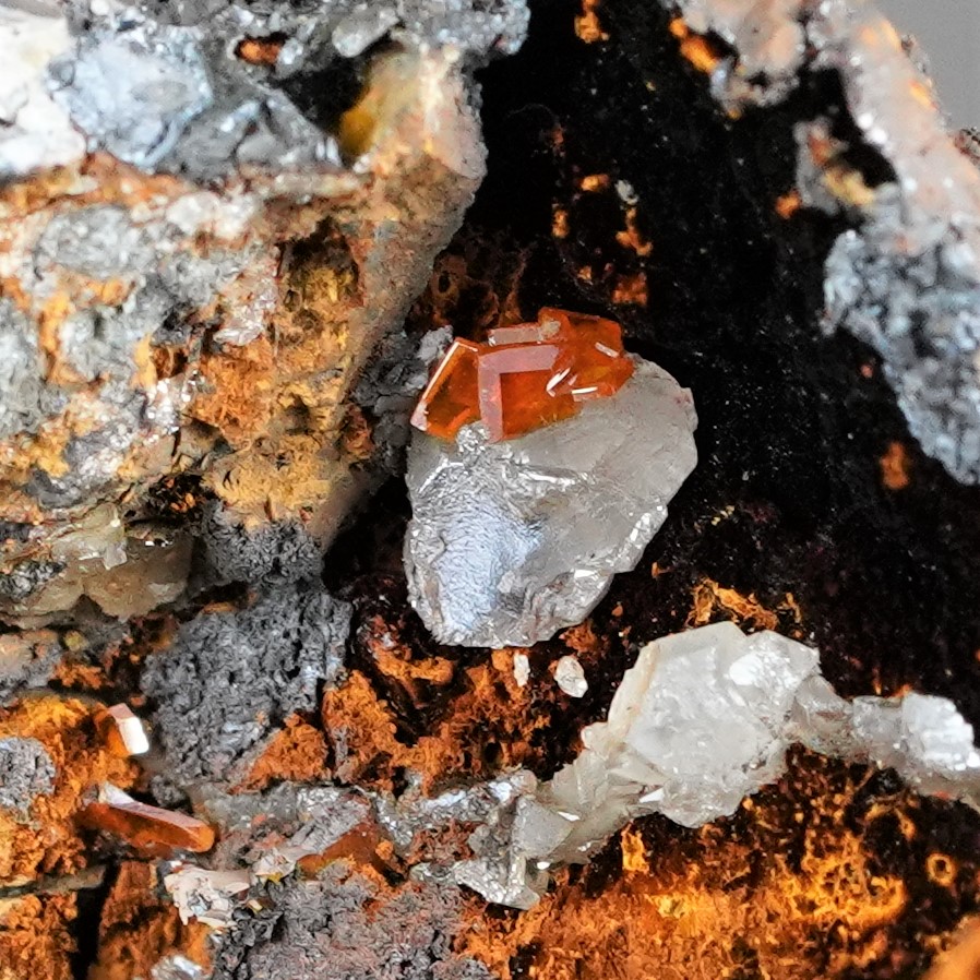 Wulfenite & Cerussite