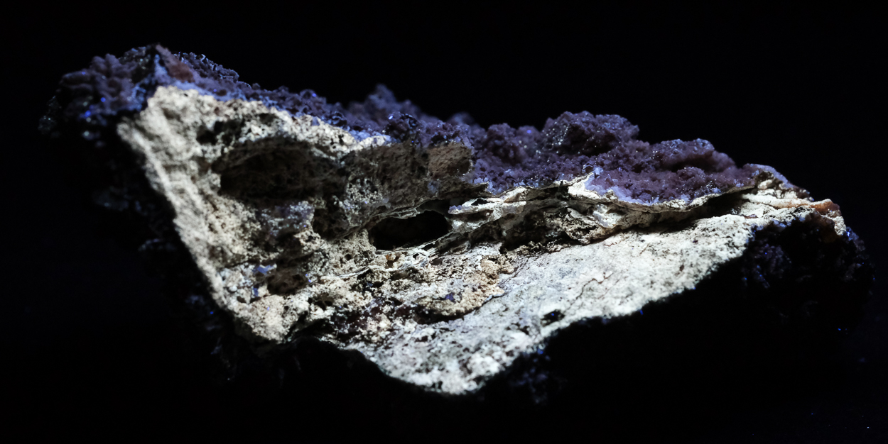 Descloizite Willemite & Dolomite