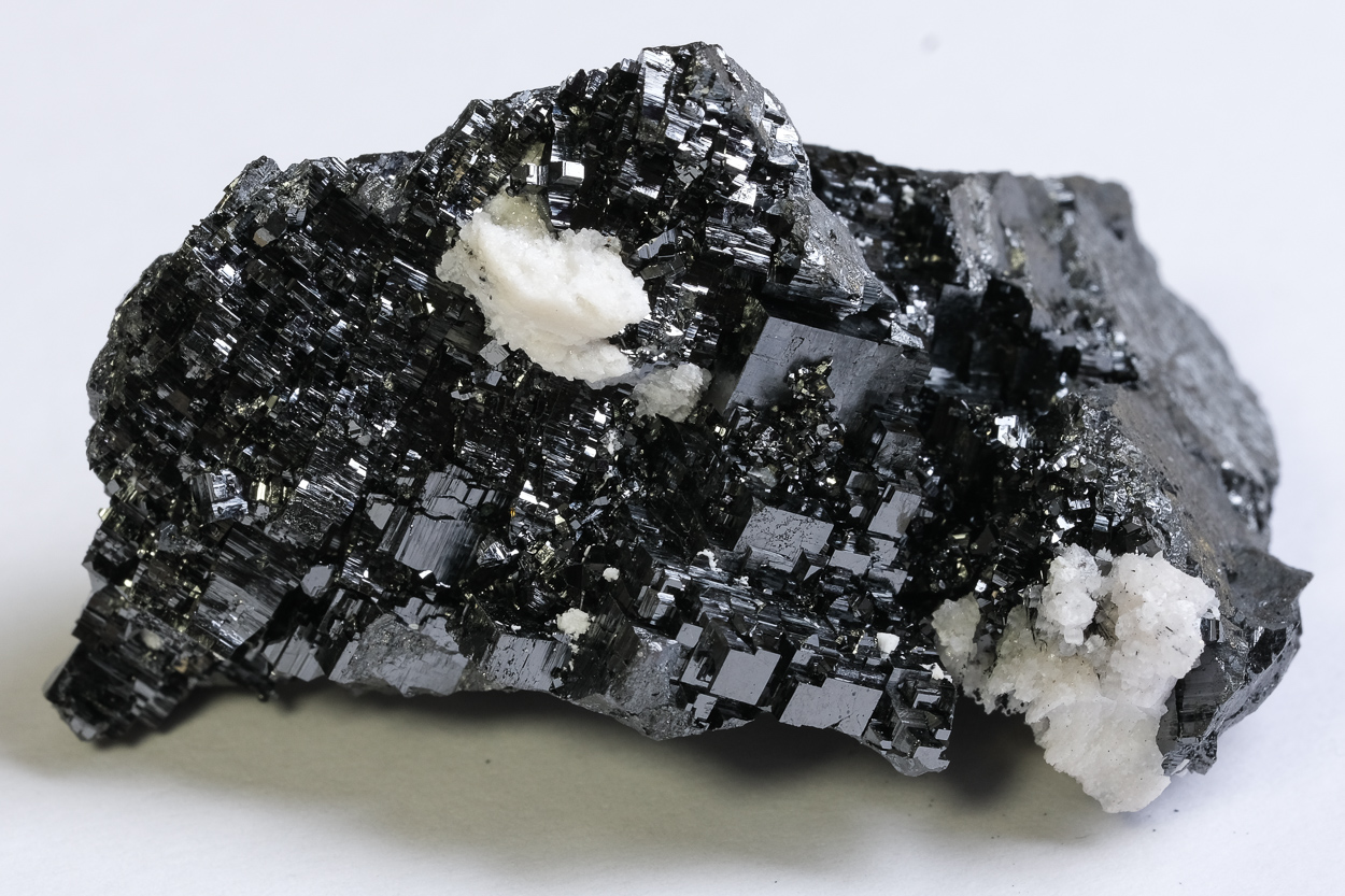 Bixbyite