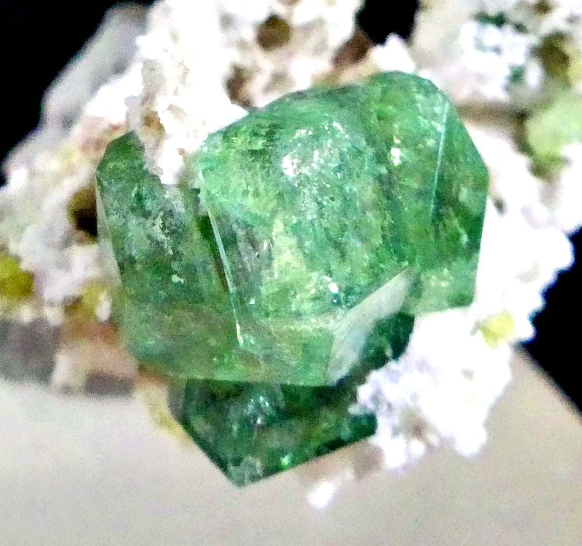 Demantoid