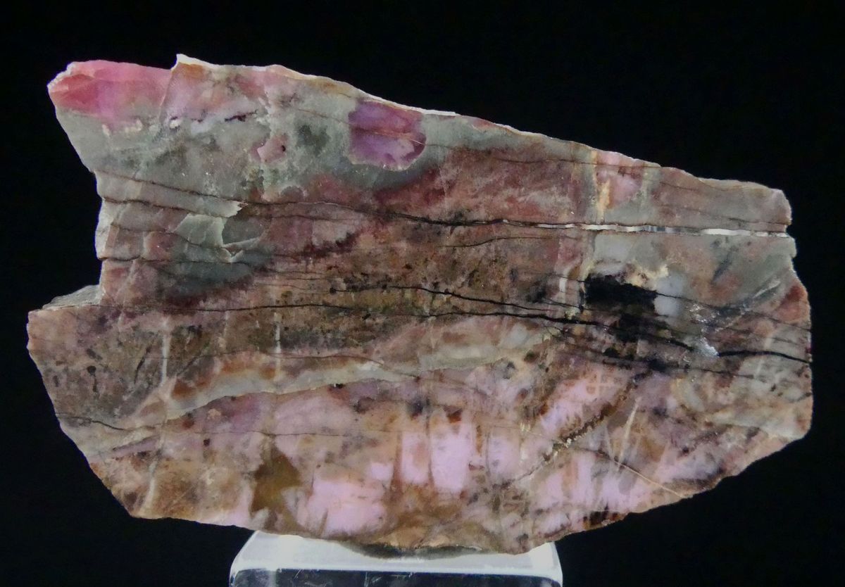 Sonolite With Rhodochrosite