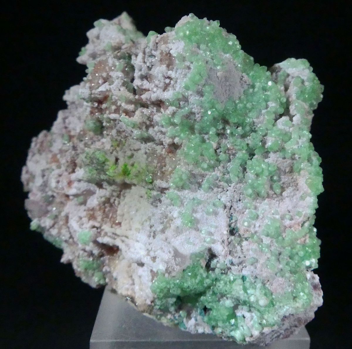 Cuprian Smithsonite With Cerussite