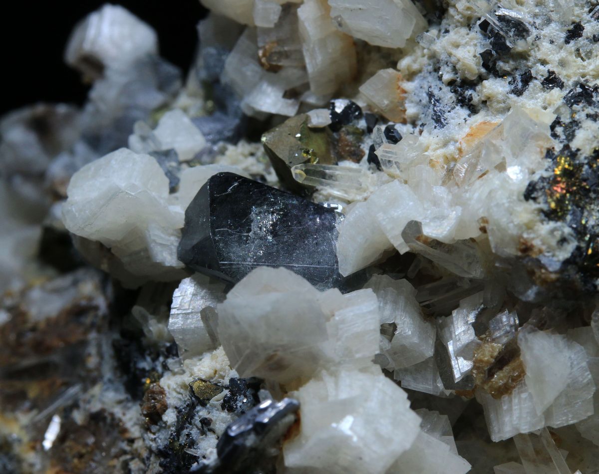 Scheelite With Galena Dolomite Quartz & Chalcopyrite