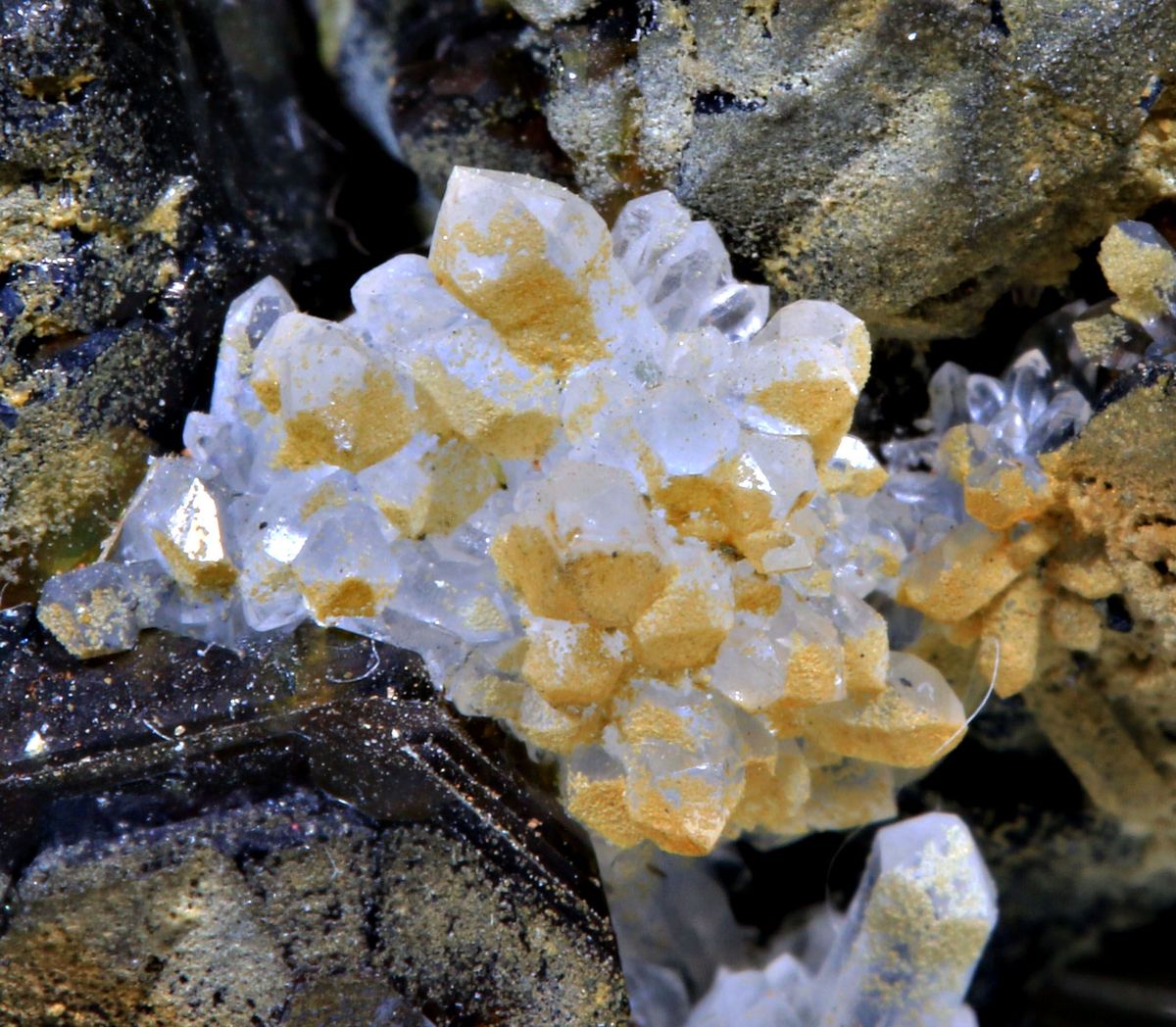 Sphalerite With Quartz