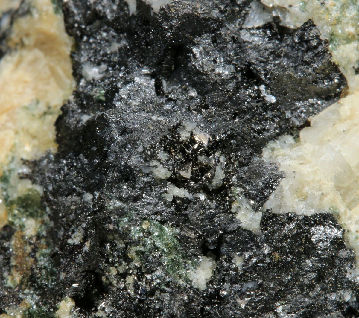 Apuanite & Versiliaite