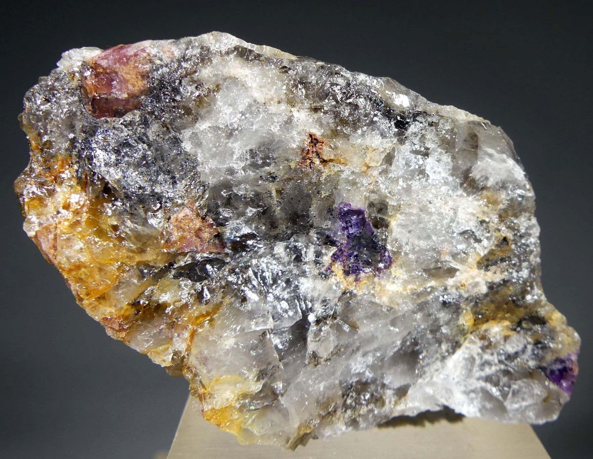 Danalite & Fluorite