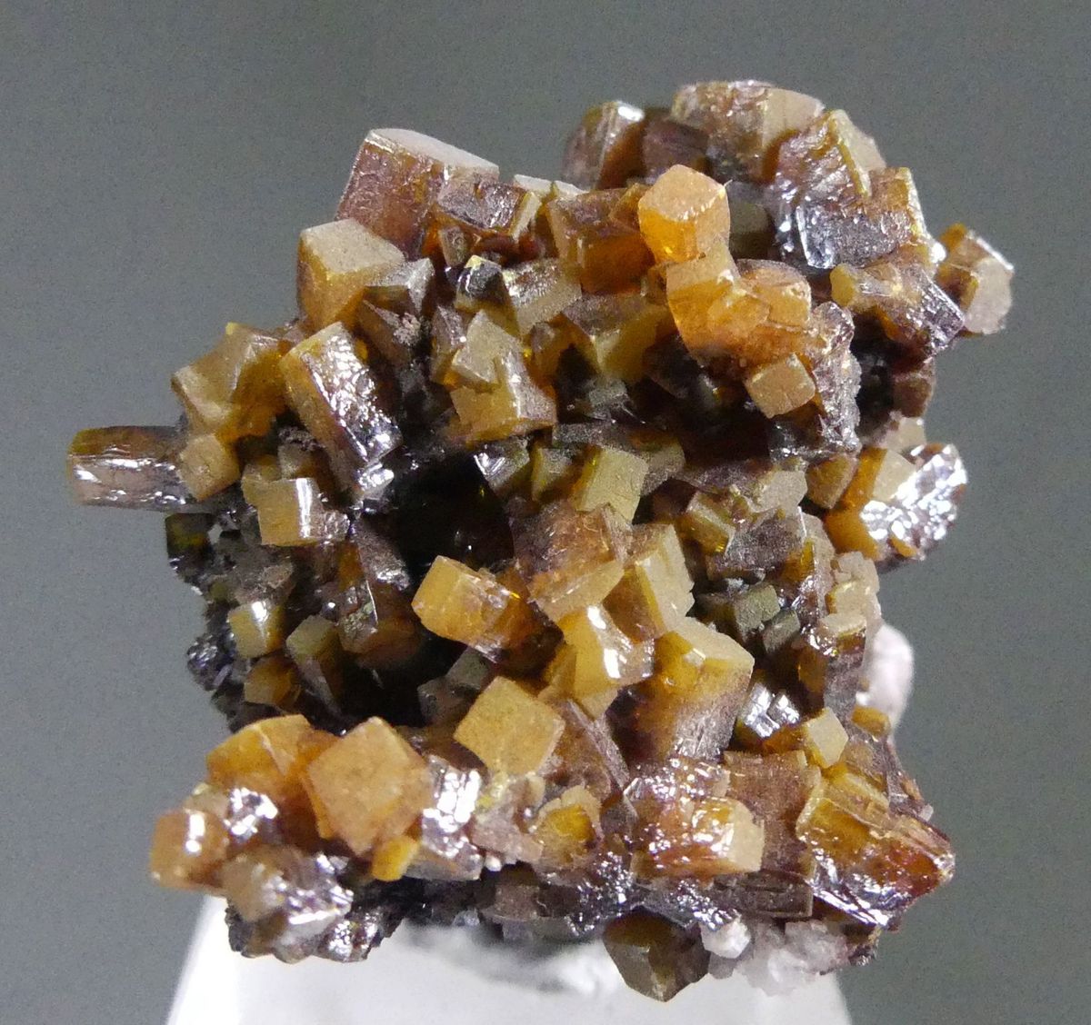 Wulfenite